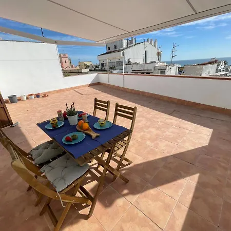Sunny Apartment Sitges